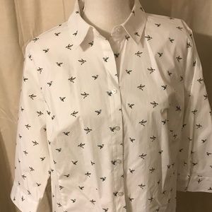 Washington Women’s button up blouse (NWT)